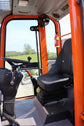 Carregadeira frontal APS ZL08F